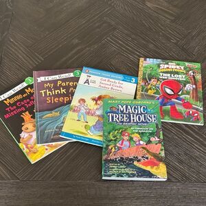 Early reader book bundle featuring I Can Read titles along with Spiderman